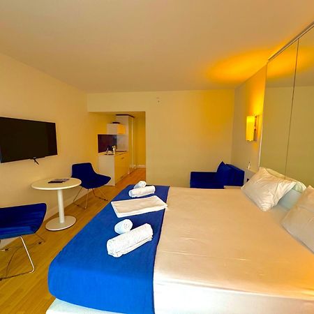 Vip Aparthotel Orbi City Sea View Batumi Exterior foto